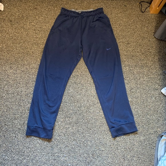 Nike thermafit sweatpants size XS - Picture 4 of 6